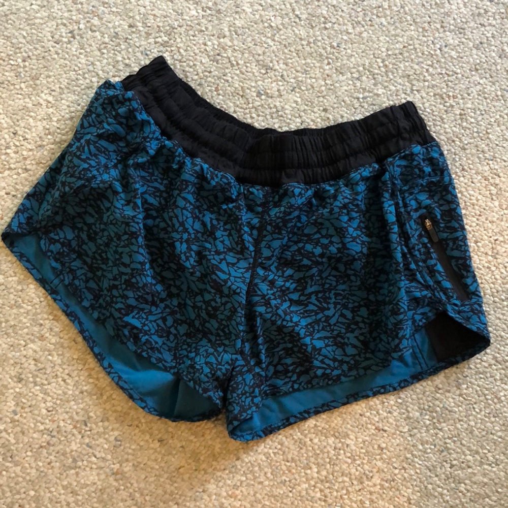 lululemon athletica Blue and Black Women Shorts